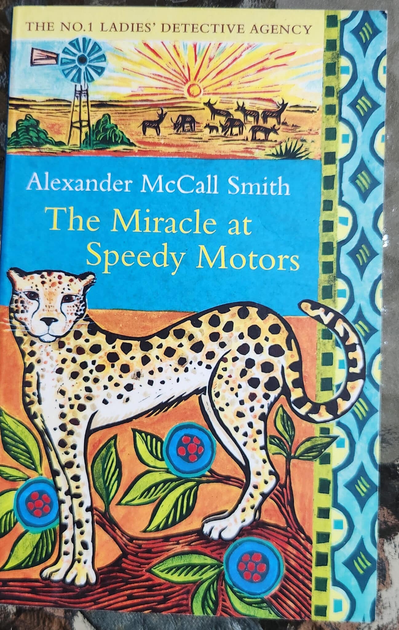 The Miracle at Speedy Motors (Abacus)_Alexander McCall Smith